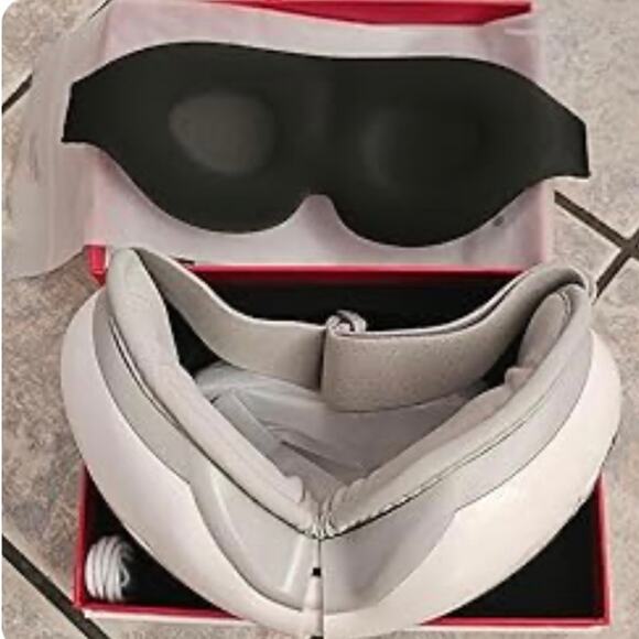 Asnaghi Eye Massager with Heat, Heated Eye Mask with Bluetooth Music for Migrain - Picture 3 of 4